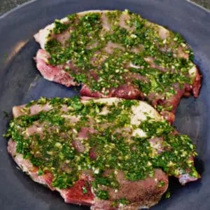 How to Make an Easy Garlicky Chimichurri Sauce small